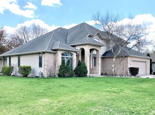 524 Waubonsee Cir, Oswego, IL 60543