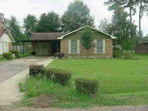 2nd image of 125 Benton Rd