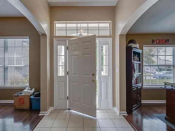 3rd image of 2756 Cross Creek Dr