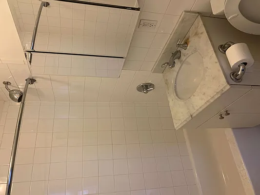 Rented by Flatiron Real Estate Advisors LLC | media 14