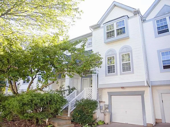 4302 Congress Ct, North Wales, PA 19454