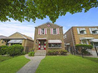 9837 S Ingleside Ave, Chicago, IL 60628