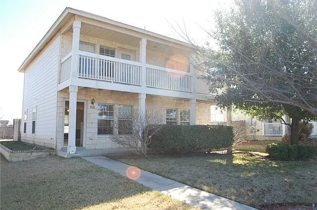 1028 Quail Valley Dr — Photo 1