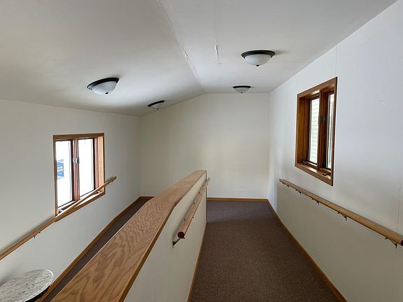 5th image of 304 N Avon Ave