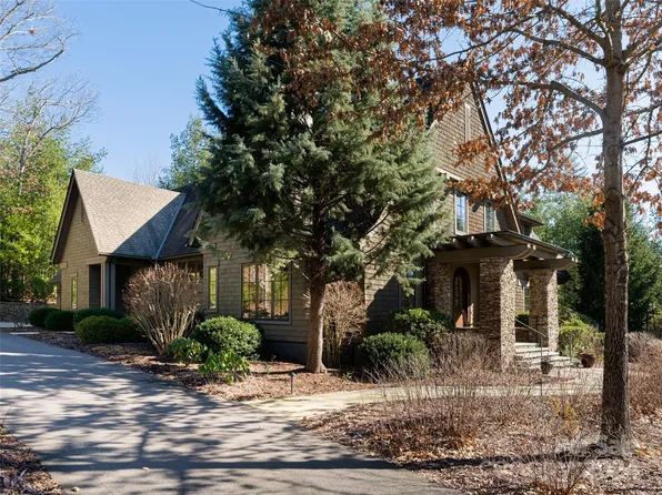 35 Beadle Ln, Asheville, NC 28803