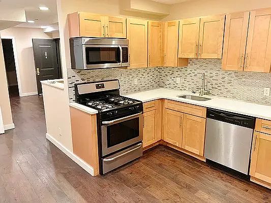 3rd image of 8105 135th St APT 1