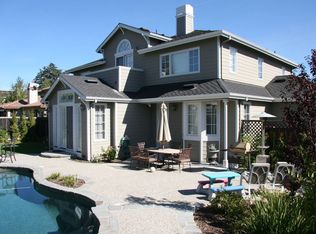 23594 Oak Valley Rd, Cupertino, CA 95014