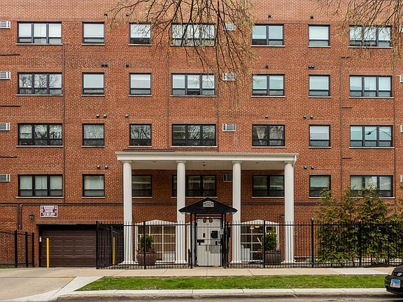 2nd image of 1111 W Hollywood Ave #211