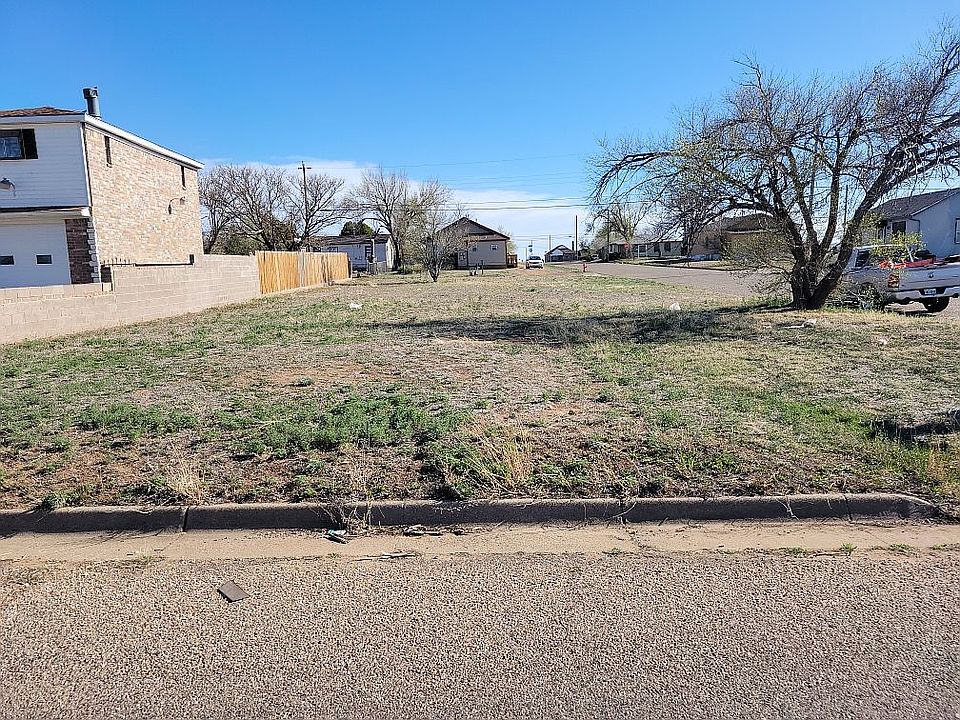 2nd image of 1945 NW 15th Ave
