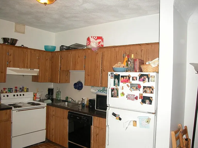 127 Saint Botolph St — Photo 4