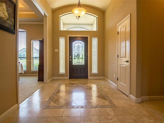 3rd image of 8271 Armstrong Way
