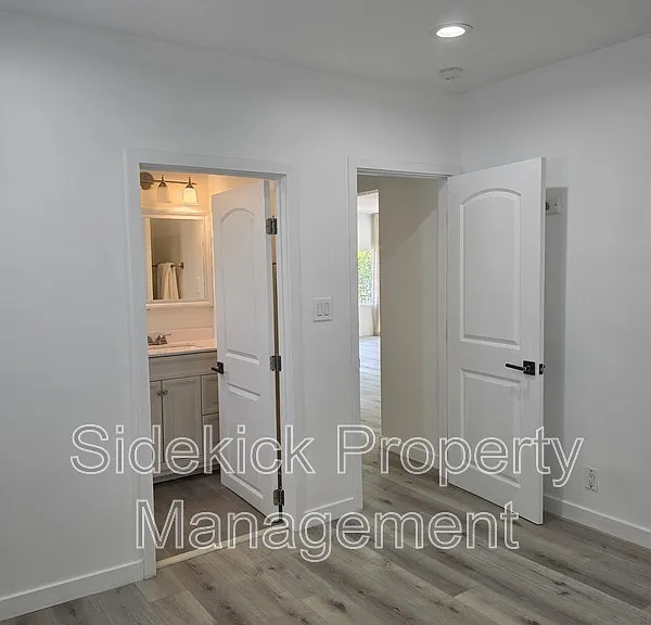 432 W Garfield Ave — Photo 18