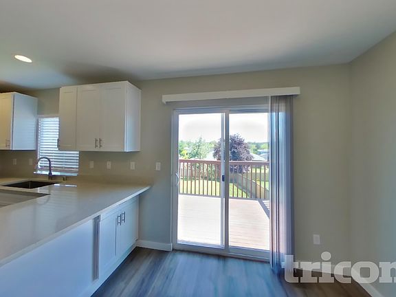 3rd image of 27901 70th Ave NW