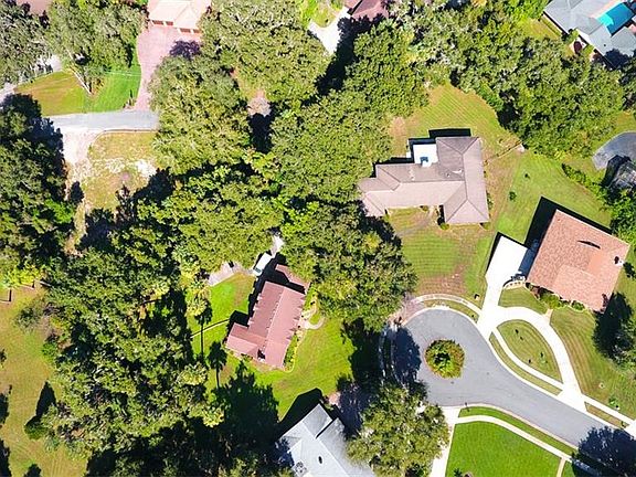 2nd image of 2910 Cocovia Way