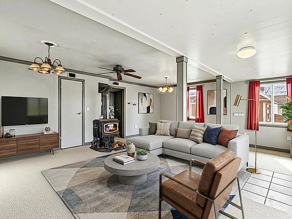 5th image of 119 S Colorado Ave