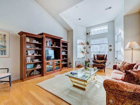 3rd image of 3410 Leeward Dr