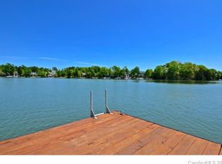 167 Peninsula Dr, Mooresville, NC 28117
