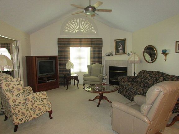 2nd image of 97 Harvestwood Dr
