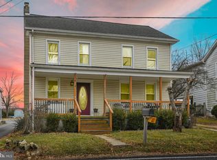 827 Hobart Rd, Hanover, PA 17331