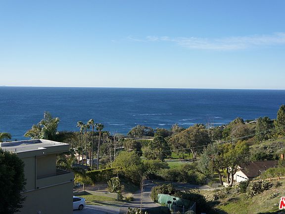 4th image of 31345 Pacific Coast Hwy