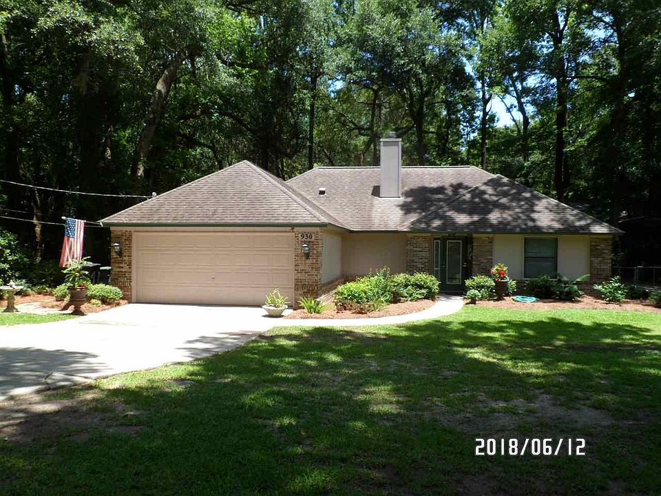 2nd image of 930 Redbud Ave