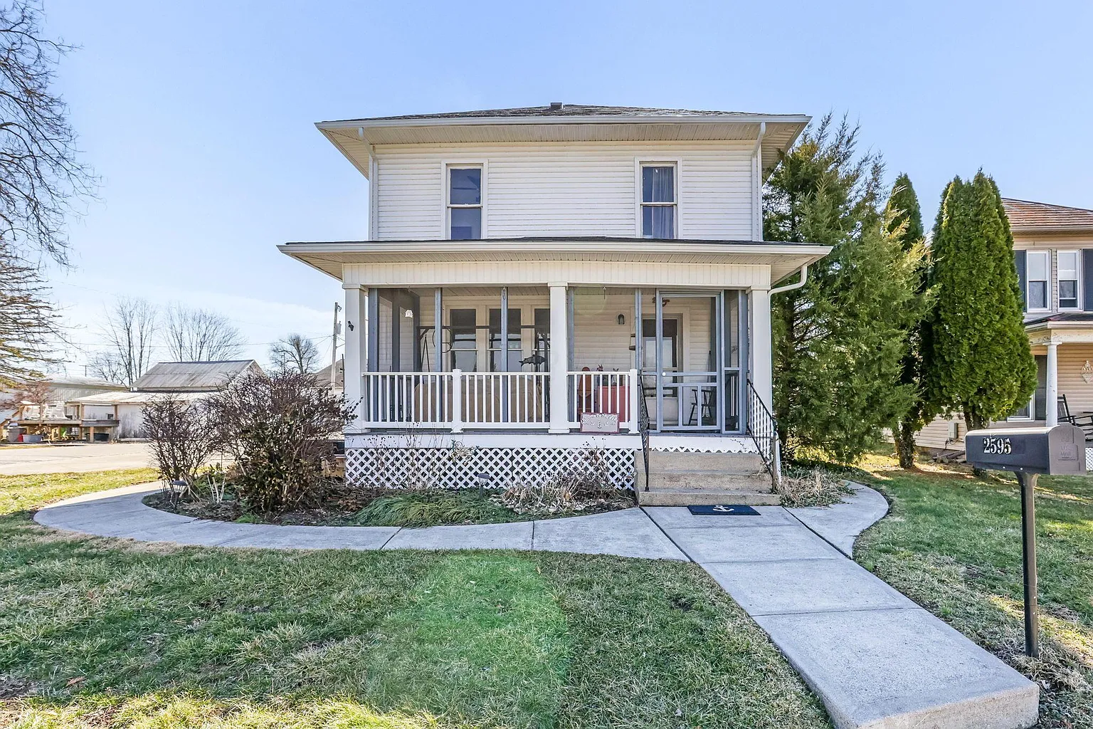 2595 Canal Dr photo 1