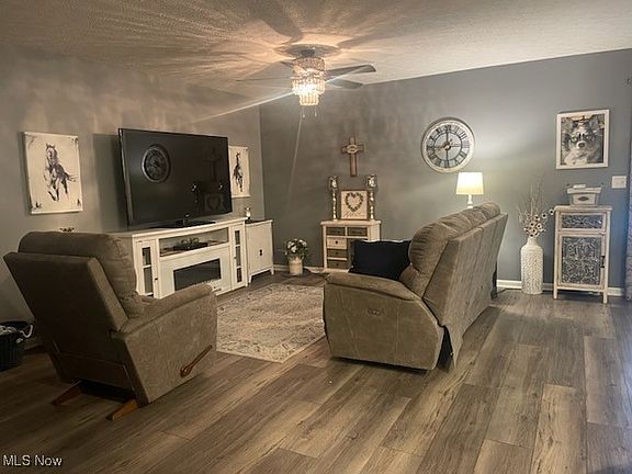 5th image of 203 Gerhart Ln