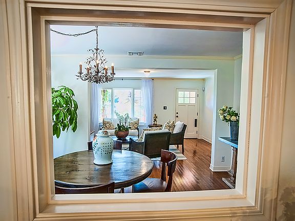 5th image of 722 N June St