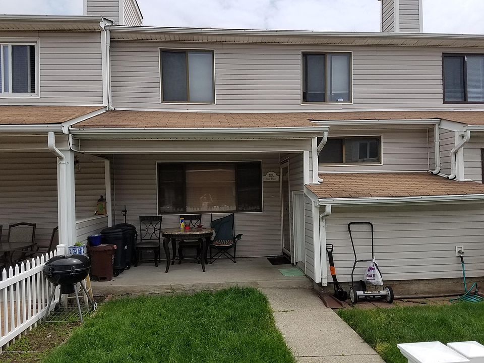 1st image of 18 Marc St #A