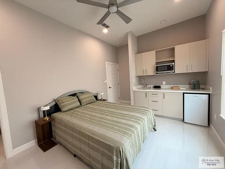 122 Canteros Dr — Photo 6