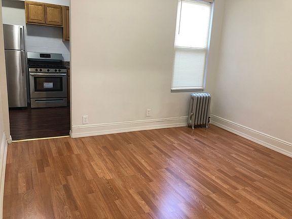 5th image of 25-24 30th Ave #Rr