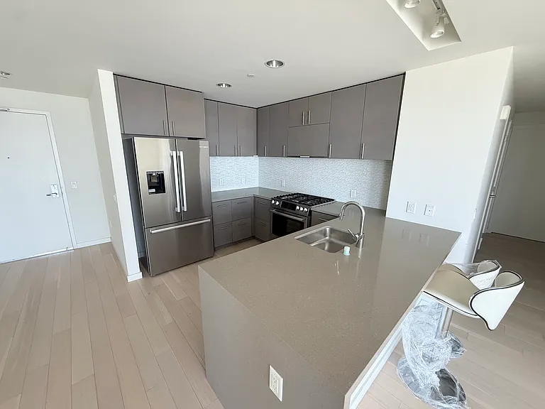 52 Innes Ct #302 — Photo 3