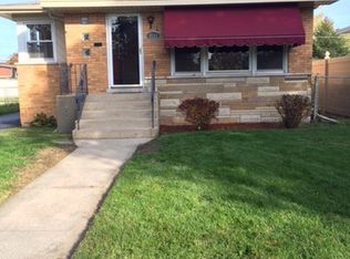9541 S Knox Ave, Oak Lawn, IL 60453