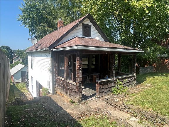 2nd image of 126 Lincoln Ave