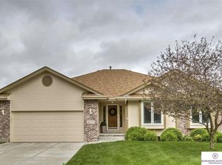 6117 S 158th St, Omaha, NE 68135