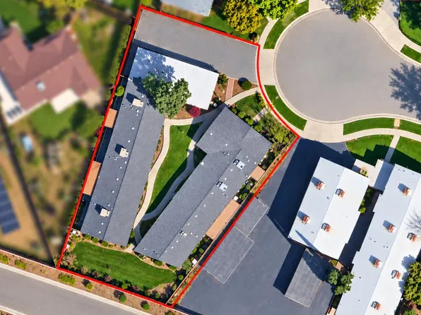 343 N Manila Ave, Fresno, CA 93727