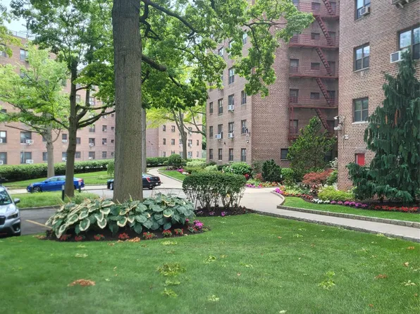86-70 Francis Lewis #A78, Holliswood, NY 11427