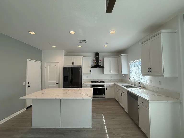 11799 Fresh Meadow Pl — Photo 5