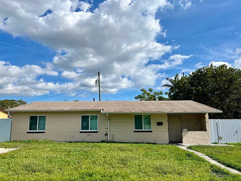 13735 NW 23rd Ave — Photo 1
