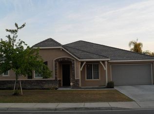 12211 Home Ranch Dr, Bakersfield, CA 93312