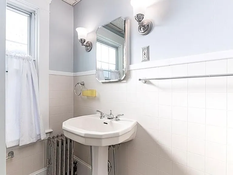 30-32 Taft Ave #1 — Photo 12