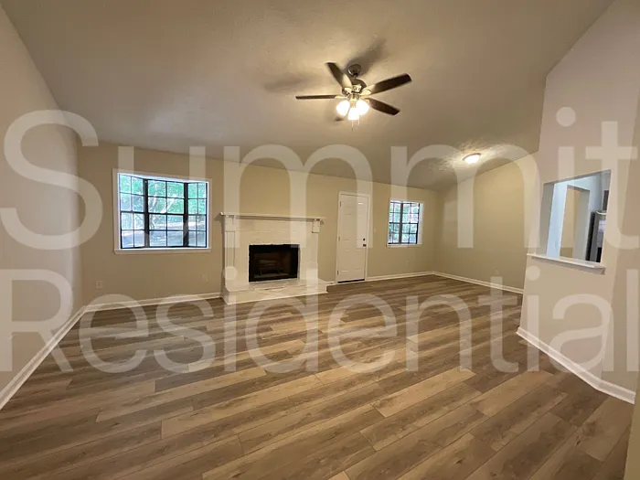 245 Windemere Way — Photo 4