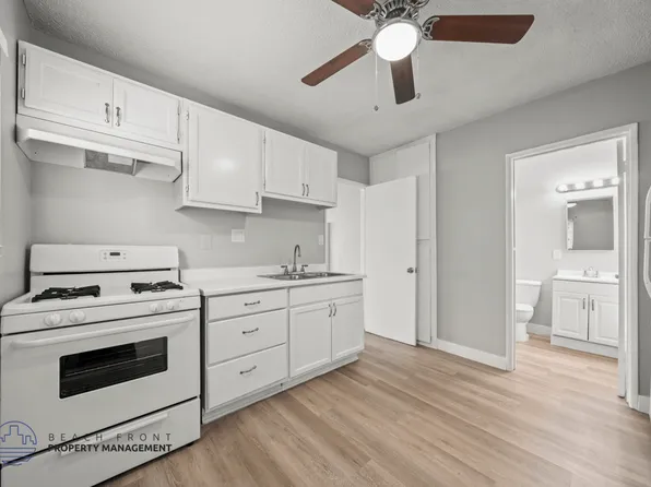 835-845 Glenway Dr., 839 Glenway Dr #841-08, Inglewood, CA 90302