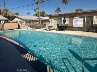 686 E Cottonwood Rd, Palm Springs, CA 92262
