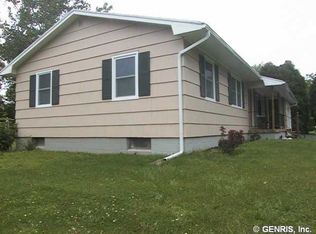 176 Gates Greece Townline Rd, Rochester, NY 14606