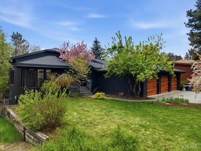 1540 Pine Cone Rd, Moscow, ID, 83843
