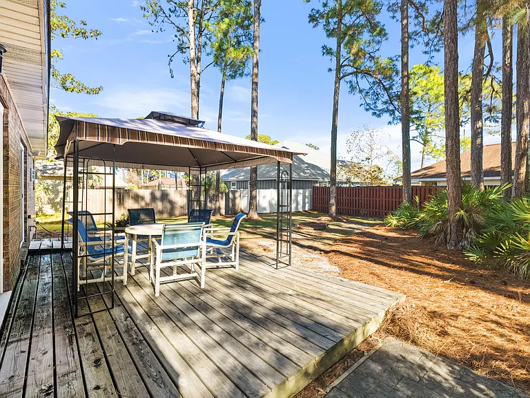 31 Bay Walk Ct — Photo 15