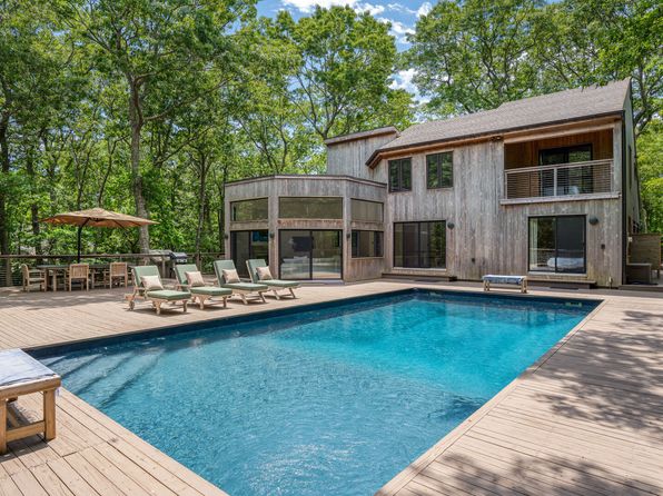 157 Talmage Farm Ln