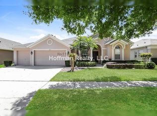 1007 Sweet Breeze Dr, Valrico, FL 33594
