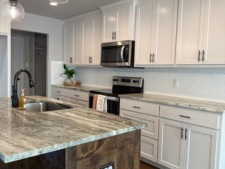 401 Old Authon Rd — Photo 5